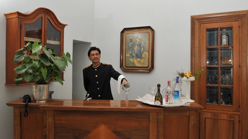 Grande Albergo Quattro Stagioni リエーティ エクステリア 写真
