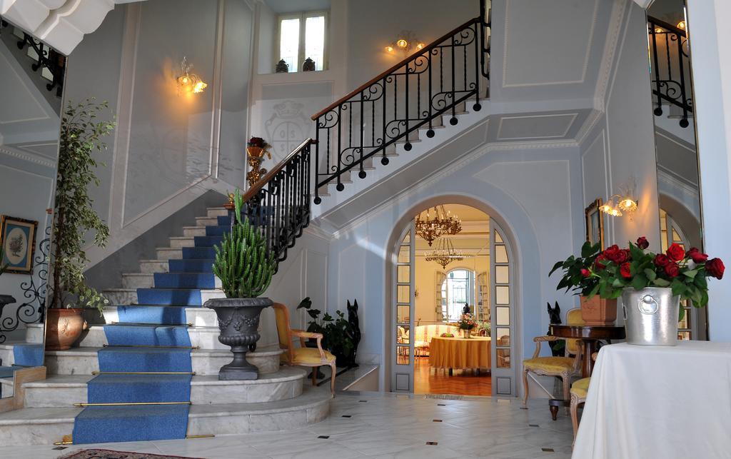 Grande Albergo Quattro Stagioni リエーティ エクステリア 写真