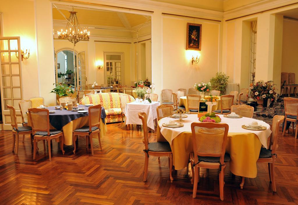 Grande Albergo Quattro Stagioni リエーティ エクステリア 写真