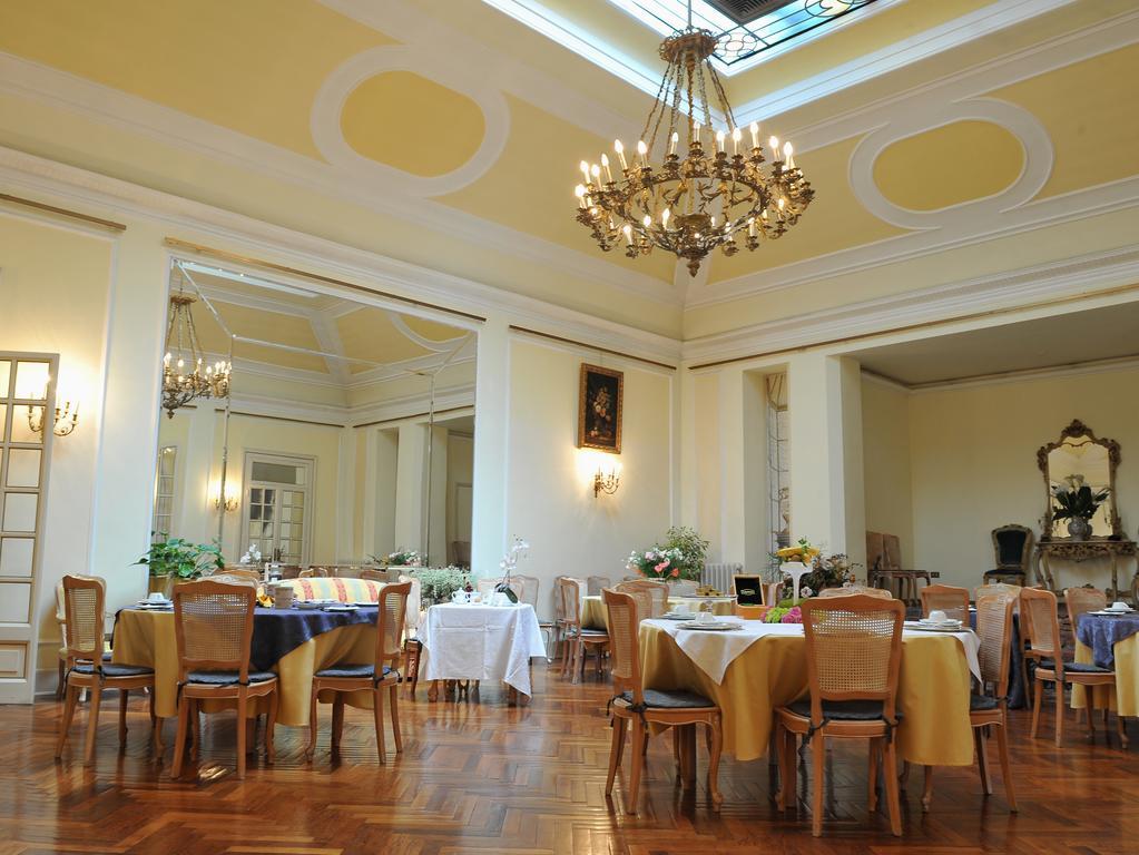 Grande Albergo Quattro Stagioni リエーティ エクステリア 写真