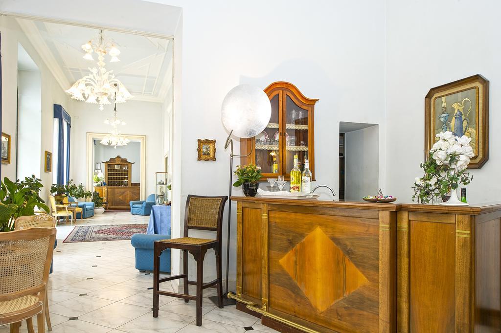 Grande Albergo Quattro Stagioni リエーティ エクステリア 写真