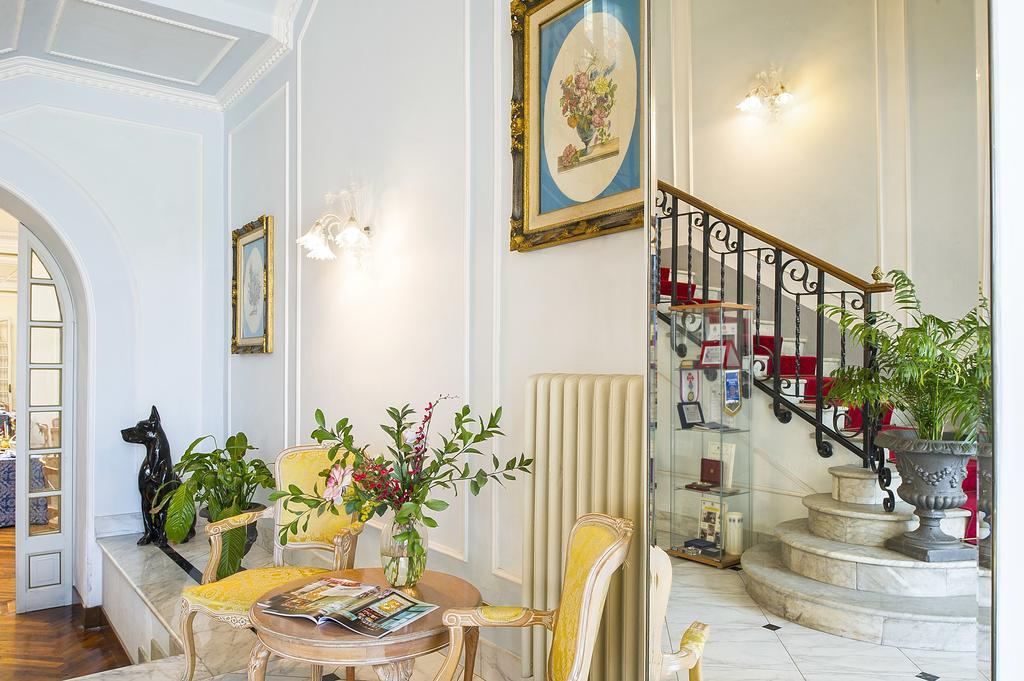 Grande Albergo Quattro Stagioni リエーティ エクステリア 写真