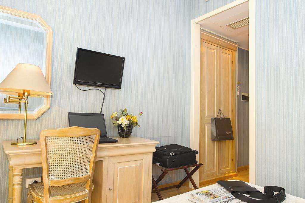 Grande Albergo Quattro Stagioni リエーティ 部屋 写真